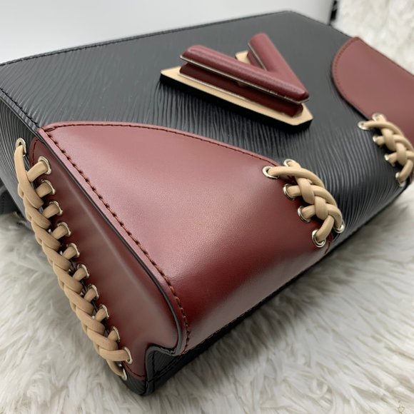 ❌SOLD❌Louis Vuitton Epi Braided Twist MM bag - Picture 13 of 16